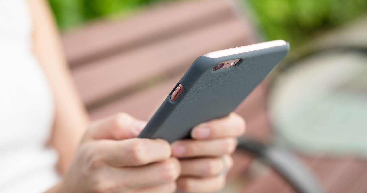 W całej Polsce dostają takie SMS-y. Po odczytaniu przejmują konto bankowe