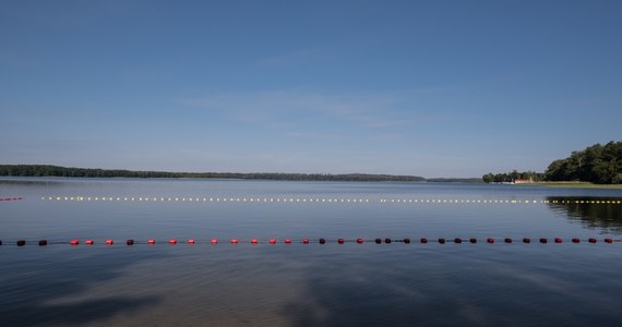 Prawie 2 promile alkoholu miał w organizmie ratownik, który czuwał nad bezpieczeństwem wypoczywających na kąpielisku miejskim w Ostródzie. Po przyjeździe policji i badaniu alkomatem został odsunięty od obowiązków.       