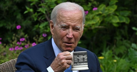 Prezydent Joe Biden opuści dziś swój wakacyjny dom w stanie w Delaware, w którym przebywał w izolacji z powodu zakażenia koronawirusem. Wczesnym popołudniem czasu lokalnego wróci do Waszyngtonu - wynika z opublikowanego przez Biały Dom planu dnia prezydenta.