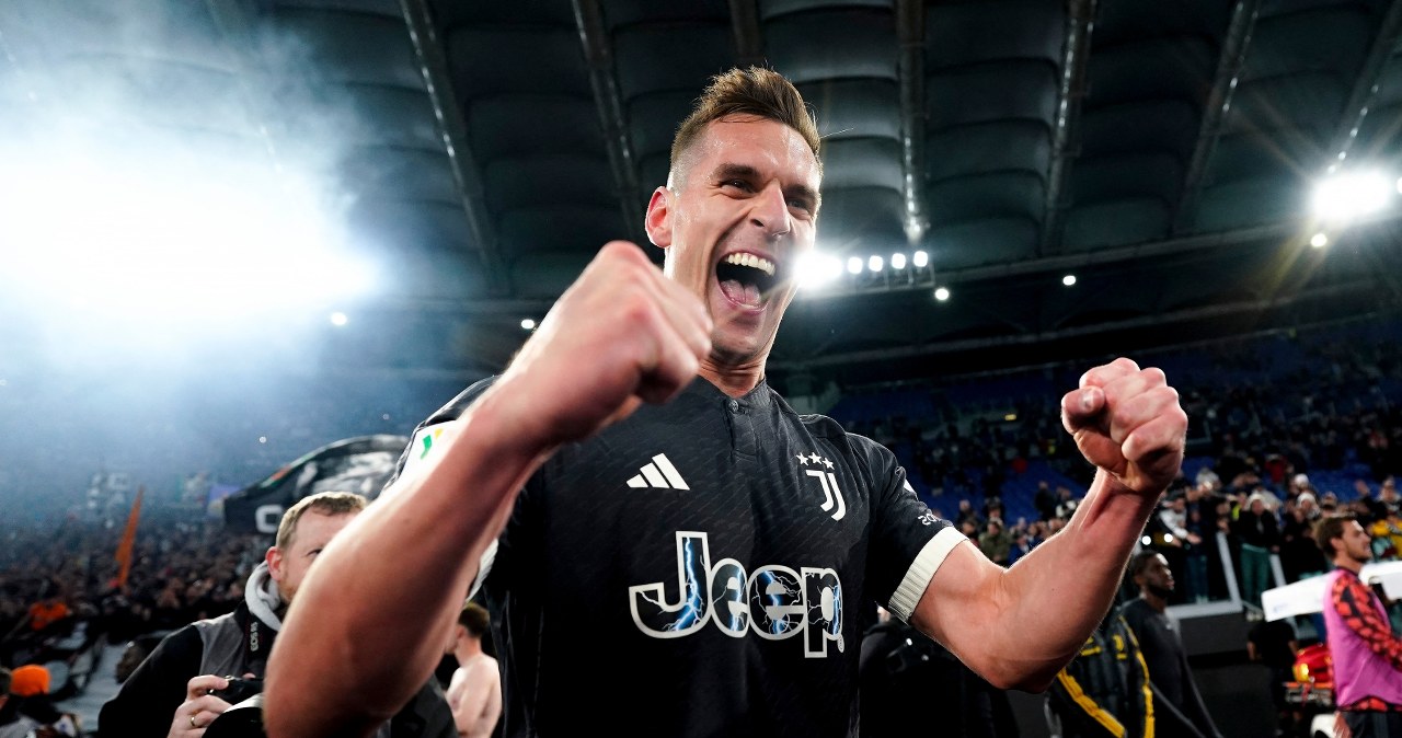 To nie pomyłka. Nagłe doniesienia ws. Milika. Czekał blisko 5 miesięcy