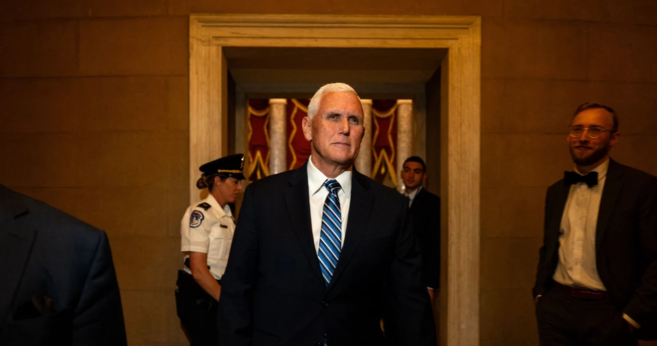 Mike Pence jest krytyczny wobec Donalda Trumpa. W sieci podziękował Joe Bidenowi 