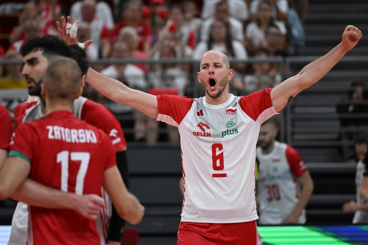 Siatkarze i siatkarki byli w ostatniej grupie sportowców, którzy złożyli ślubowania w siedzibie Polskiego Komitetu Olimpijskiego w Warszawie. Bartosz Kurek w rozmowie z RMF FM przed wyjazdem do Paryża zapewnił, że polska kadra jest dobrze przygotowana do igrzysk. „Wierzę, że zagramy swoją najlepszą siatkówkę w Paryżu” – zaznaczył. Dodał, że nie jest wielkim fanem tenisa, ale we Francji będzie kibicował Idze Świątek. Będzie też trzymał kciuki za Adriana Meronka. 