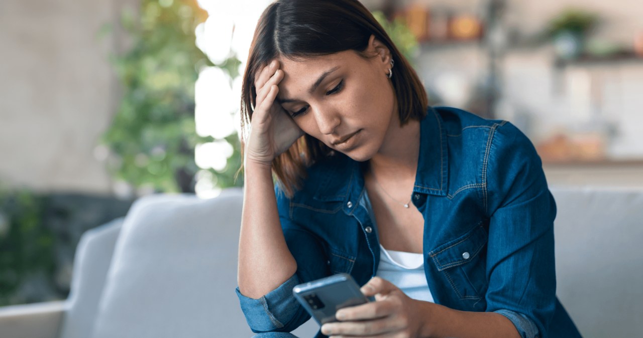 Kiedy apostazja w mObywatelu? Minister cyfryzacji odpowiada