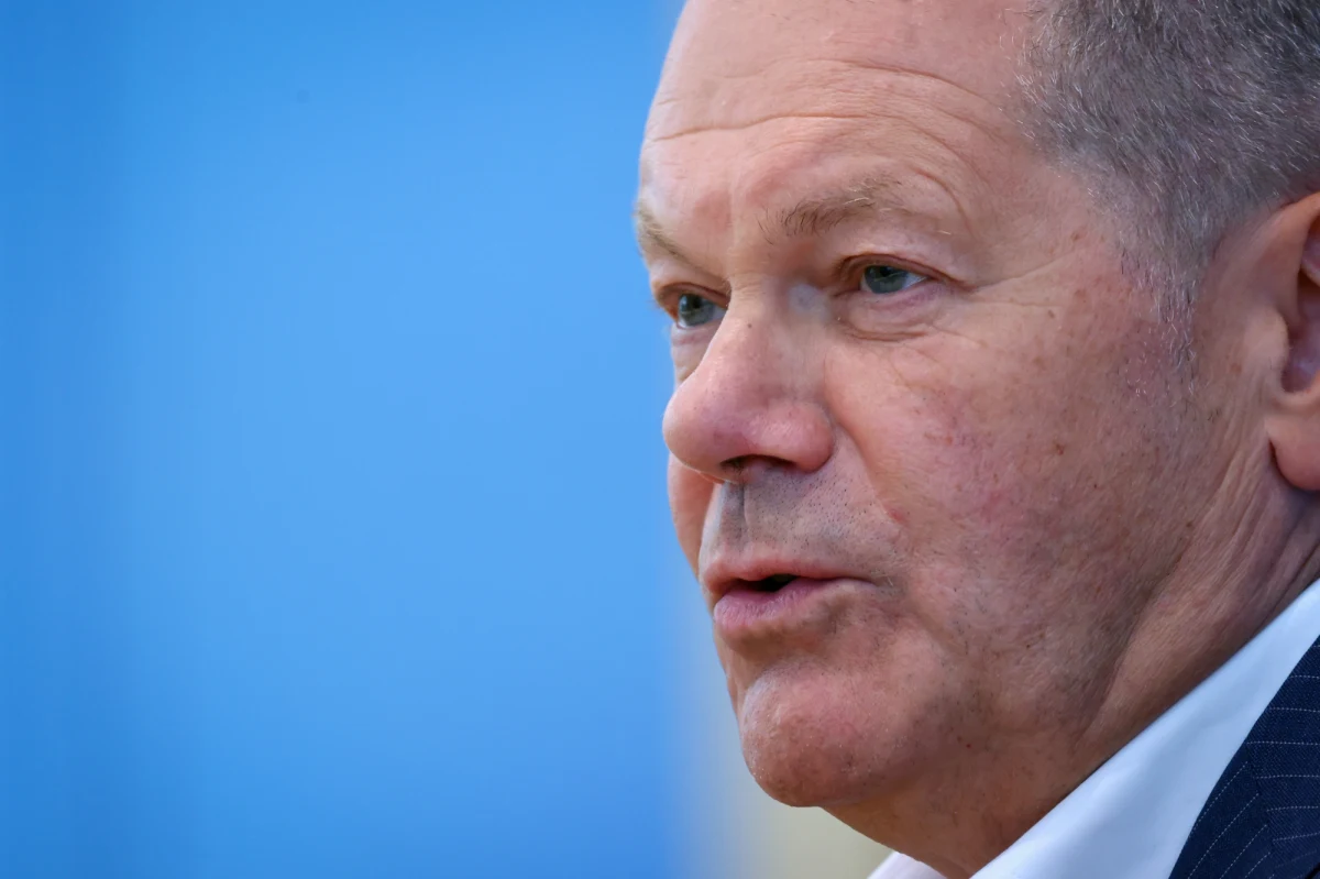 Niemiecki kanclerz Olaf Scholz zapowiedział w środę, że będzie ponownie ubiegał się o stanowisko kanclerza. Polityk pochwalił się, że niezmiennie cieszy się poparciem swojej partii – SPD.