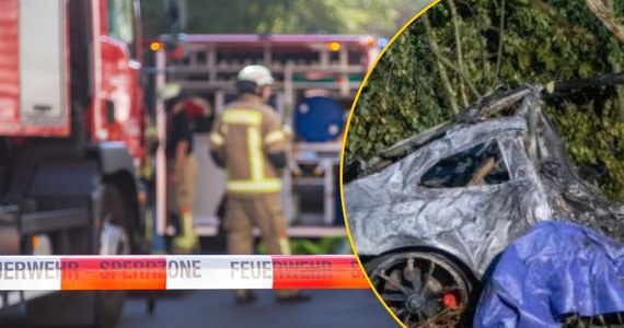 52-letni mężczyzna i jego 20-letni syn spłonęli w porsche na niemieckiej autostradzie pod Dortmundem. Policja podejrzewa, że brali udział w nielegalnych wyścigach. Wyjaśnia też, dlaczego ich auto miało czerwone tablice rejestracyjne.