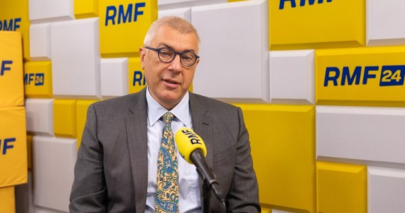 "Tomasz Mraz zabezpieczył swoje zeznania nagraniami, które są już zweryfikowane przez ABW. Nie były montowane" - w ten sposób w Porannej rozmowie w RMF FM Roman Giertych skontrował słowa Marcina Romanowskiego, który twierdził, że nagrania Mraza zeznającego ws. Funduszu Sprawiedliwości były zmanipulowane.
