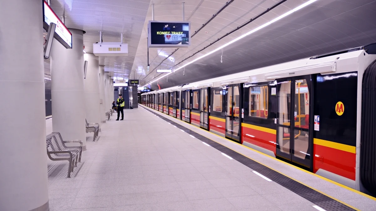 Z powodu pozostawionego bagażu, dziś rano zostały zamknięte trzy stacje metra na warszawskim Targówku. Na drugą linię metra wróciły już pociągi. 