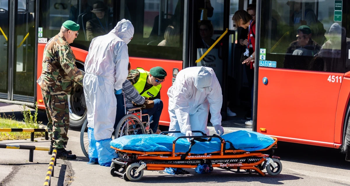 ​Litewskie władze rozpoczęły opracowywanie planu masowej ewakuacji ludności na wypadek wojny. Taką informację przekazał litewski resort spraw wewnętrznych.