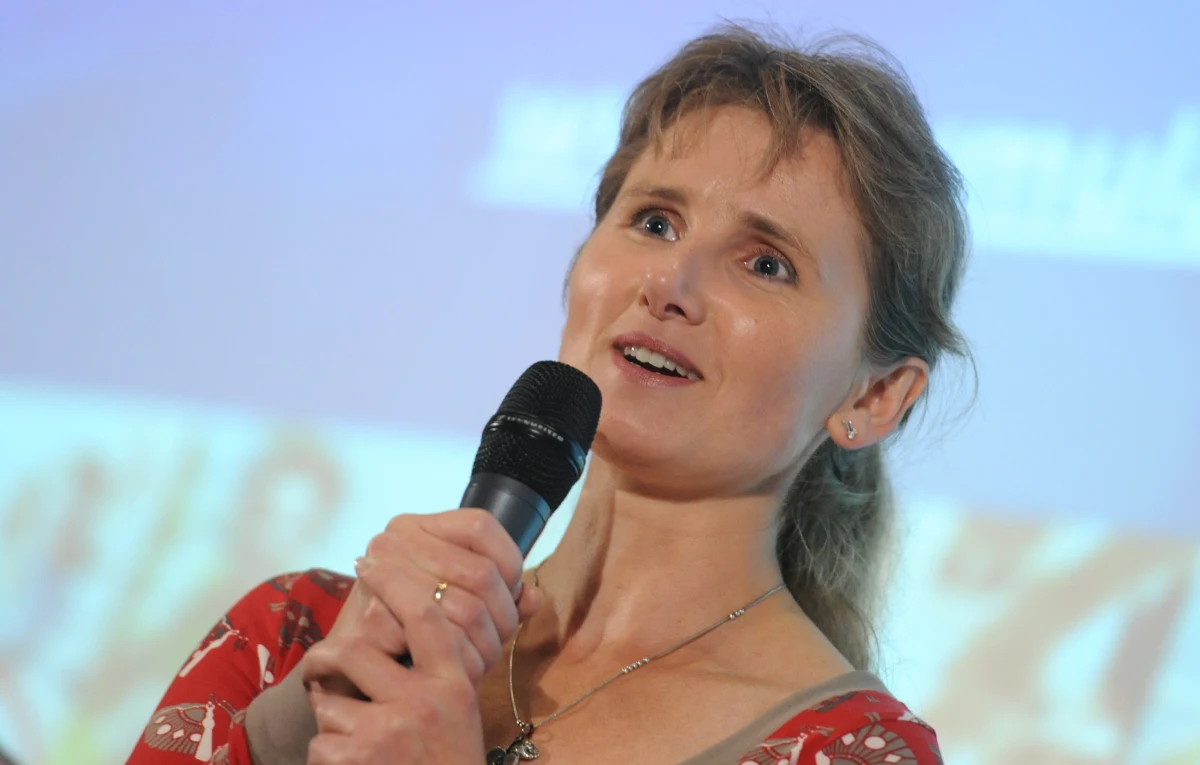 Igrzyska olimpijskie w Paryżu czas zacząć. Już w sobotę 27 lipca pierwsze starty reprezentantów Polski w strzelectwie. Od czasów igrzysk w Atlancie (1996) i Sydney (2000) dyscyplina bardzo się zmieniła, a najlepiej wie o tym dwukrotna mistrzyni olimpijska z tych lat - Renata Mauer-Różańska, obecnie przewodnicząca Komisji Sportu Kobiet w Polskim Komitecie Olimpijskim. Porozmawiał z nią Cezary Dziwiszek z redakcji sportowej RMF FM.