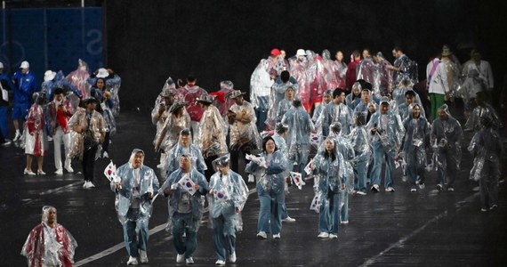 Potężna wpadka na ceremonii otwarcia igrzysk olimpijskich w Paryżu. Sportowcy z Korei Południowej zostali przedstawieni nie jako reprezentanci Republiki Korei, a Koreańskiej Republiki Ludowo-Demokratycznej, czyli Korei Północnej. Seul protestuje, a organizatorzy już przeprosili za błąd.