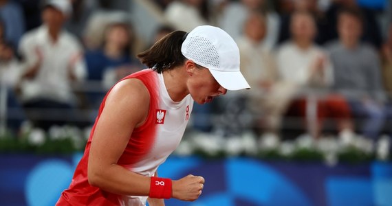 Iga Świątek gained the primary match in Paris!