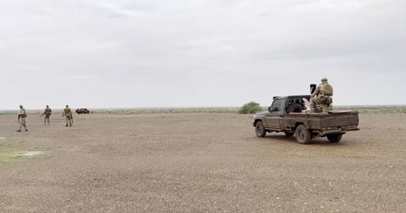 Malijscy rebelianci z grupy etnicznej Tuaregów powiadomili, że zabili i zranili dziesiątki żołnierzy armii Mali, a także rosyjskich najemników z byłej Grupy Wagnera podczas walk w pobliżu granicy z Algierią - poinformowała agencja Reutera, powołując się na komunikat ruchu rebeliantów CSP-PSD.