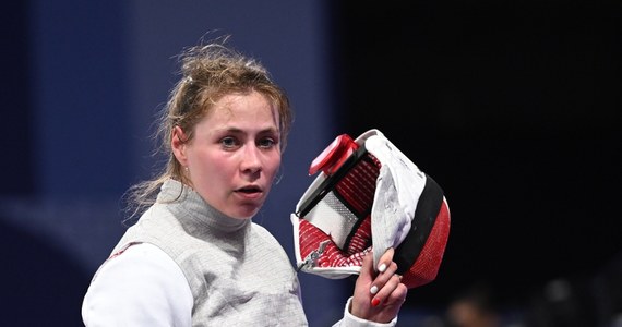 ​Julia Walczyk-Klimaszyk przegrała z niżej notowaną Kanadyjką Eleanor Harvey 6:15 i odpadła w 1/8 finału turnieju indywidualnego florecistek w igrzyskach olimpijskich w Paryżu. Wcześniej wyeliminowane zostały Hanna Łyczbińska i Martyna Jelińska.