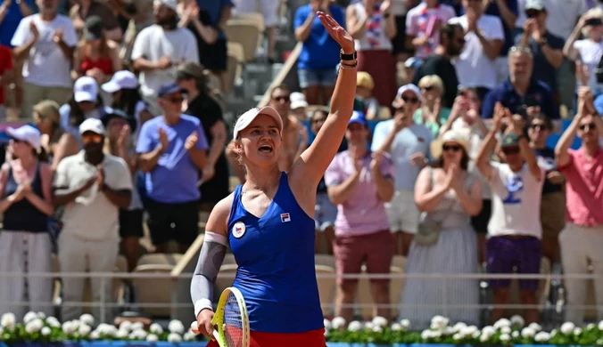 4:6 mistrzyni Wimbledonu. Zaskoczenie na Philippe Chatrier, decydował tie-break