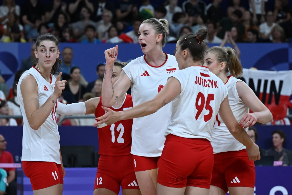 Zwycięstwo polskich siatkarek w pierwszym meczu fazy grupowej na igrzyskach olimpijskich w Paryżu! Biało-Czerwone pokonały reprezentację Japonii 3:1 (20:25, 25:22, 25:23, 28:26) i szeroko otworzyły sobie drzwi do ćwierćfinału.