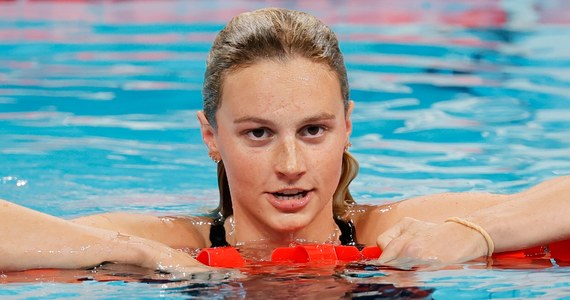 Rekordzistka świata Summer McIntosh zdobyła złoty medal w pływackim wyścigu na 400 m stylem zmiennym. Niespełna 18-letnia Kanadyjka wyprzedziła drugą Amerykankę Katie Grimes aż o 5,69 s. Trzecia była Amerykanka Emma Weyant.