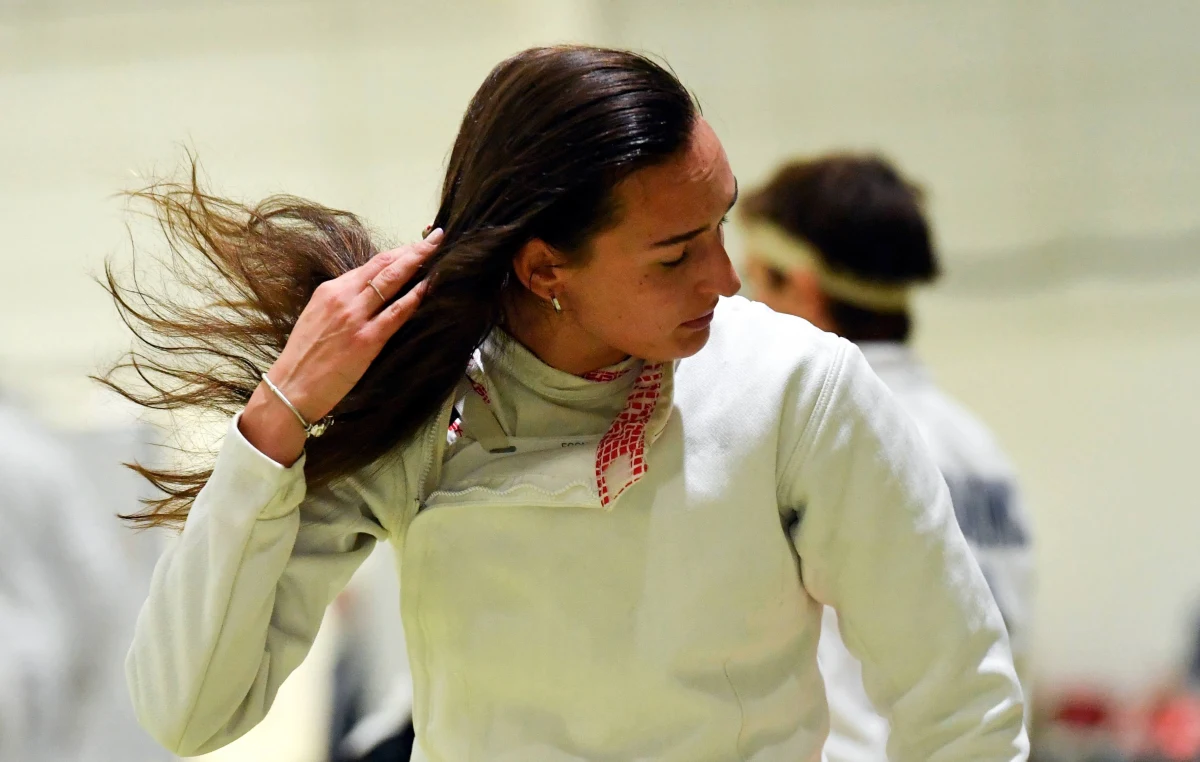 Polskie szpadzistki, które należą do faworytek olimpijskiego turnieju, we wtorek walczyć będą o medal drużynowy. Duże nadzieje związane są ze startem Angeliki Szymańskiej (63 kg), która jako jedyna z czworga polskich judoków została rozstawiona. Iga Świątek zagra o ćwierćfinał. Do rywalizacji przystąpią koszykarze 3x3.