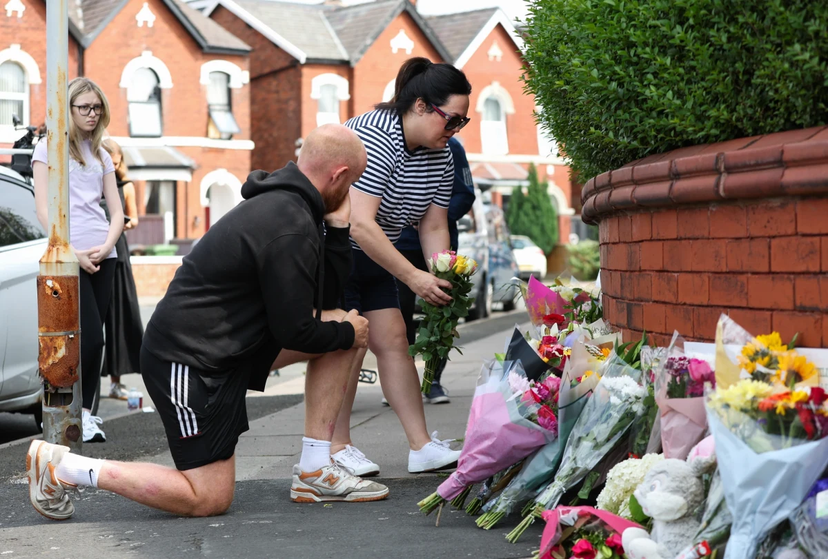 Zmarła trzecia dziewczynka, ofiara ataku nożownika w Southport. Brytyjska policja podała, że 17-letni napastnik to urodzony w Cardiff potomek imigrantów z Ruandy. 