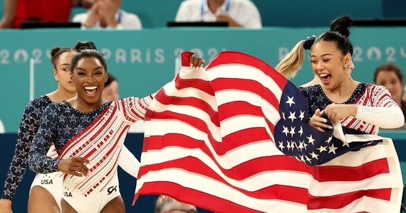 Amerykańskie gimnastyczki zwyciężyły w igrzyskach w Paryżu w wieloboju drużynowym. Dla utytułowanej Simone Biles to już piąty złoty medal olimpijski w karierze. Drugie miejsce zajęły niespodziewanie Włoszki, a trzecie Brazylijki.