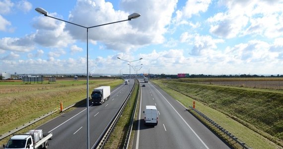 Jednodniowe elektroniczne winiety za przejazd autostradami będą obowiązywać od 1 sierpnia. Nowa winieta kosztuje 5,40 euro.