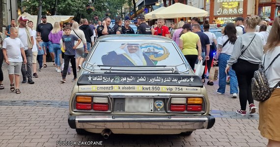 Zakopiańska policja zaczęła tłumaczyć swoje komunikaty na język arabski. Ma to związek z wielką liczbą turystów z Bliskiego Wschodu, którzy nie zawsze przestrzegają przepisów. 