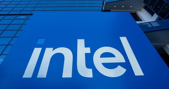 Intel, jeden z największych producentów półprzewodników na świecie planuje zainwestować 4,6 mld dol. w budowę nowej fabryki w gminie Miękinia (woj. dolnośląskie). W czwartek przekazano plac budowy firmie, która ma przygotować teren pod inwestycję.