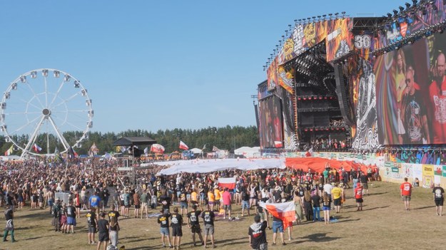 Pol'and'Rock Festival po raz kolejny upamiętnił bohaterów Powstania Warszawskiego. "Pamiętajmy o tym. Byli w waszym wieku" - mówił ze sceny Jurek Owsiak.