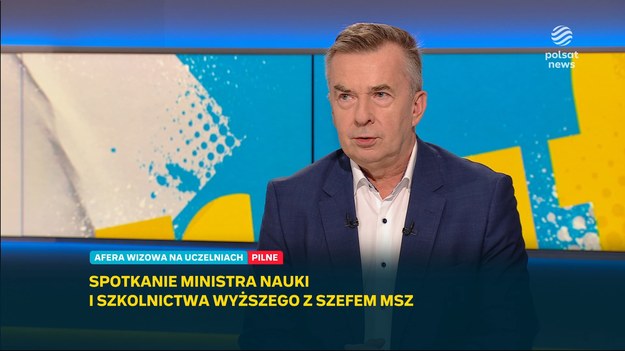 Minister Dariusz Wieczorek odniósł się w "Graffiti" do zapowiedzi spotkania z ministrem spraw zagranicznych Radosławem Sikorskim ws. uszczelnienia systemu wizowego. Jak powiedział, ustawa jest prawie gotowa i będzie bardzo restrykcyjna. To efekt rozmów z szefem MSZ, na które bardzo liczył i które rekomendował sam premier Donald Tusk.- Bardzo nam zależy, żeby studenci z zagranicy przyjeżdżali, ale jeśli otrzymają wizę, to żeby studiowali na uczelniach - zapewnił.