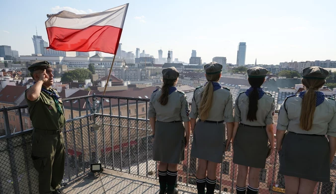 Polacy "giną dla jednego komplementu"