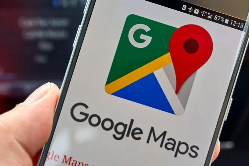 Google Maps ma ukrytą funkcję dla kierowców. Niewielu o niej wie i tracą