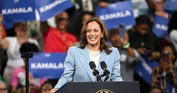 Kamala Harris, obecna wiceprezydent Stanów Zjednoczonych, zdobyła wystarczającą liczbę głosów delegatów Partii Demokratycznej, aby zostać oficjalną kandydatką w wyborach prezydenckich. Poinformował o tym w piątek przewodniczący Demokratycznego Komitetu Krajowego Jaime Harrison.