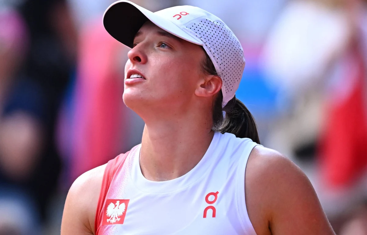 "Jestem przeszczęśliwa, że ogarnęłam się po wczorajszym meczu, bo naprawdę nie było łatwo" - powiedziała Iga Świątek po zdobyciu brązowego medalu na igrzyskach olimpijskich. Podkreśliła, że "jakikolwiek medal to jest ogromne wyróżnienie".