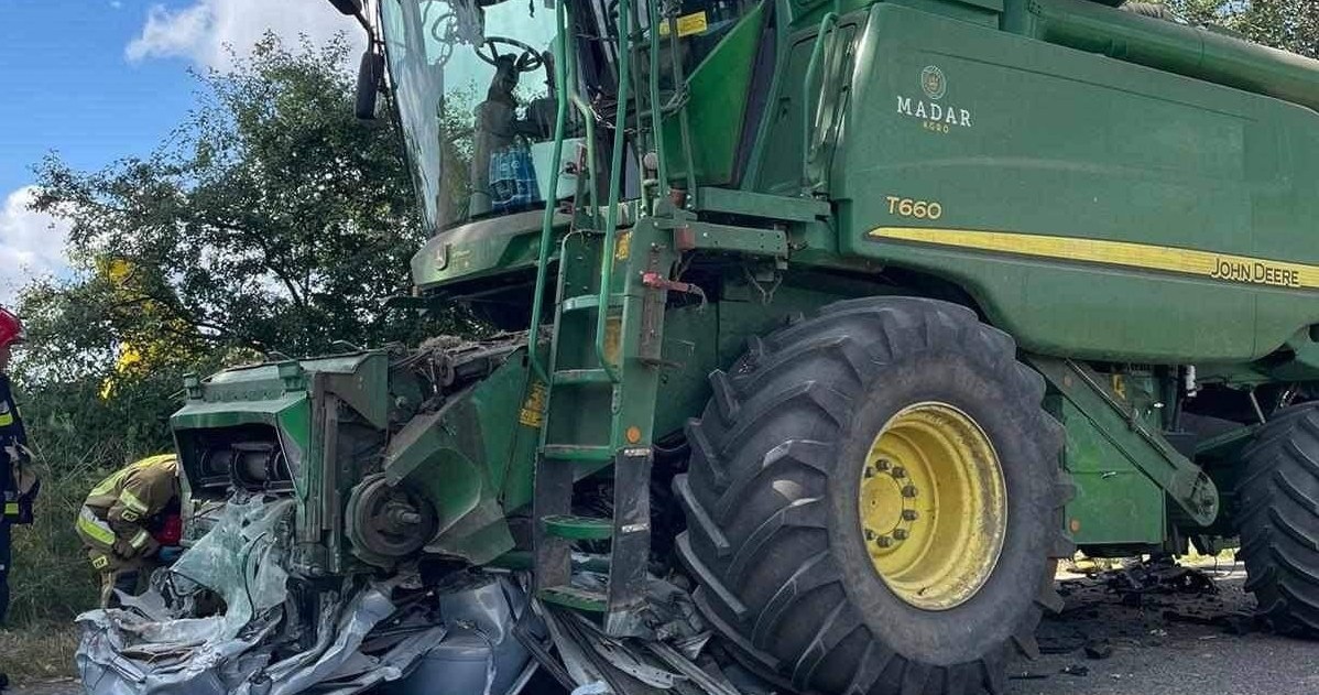 Wjechał prosto w kombajn. 18-latek nie miał żadnych szans