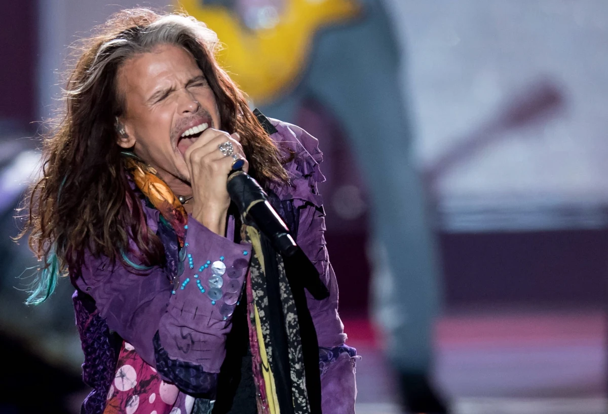 Legenda amerykańskiego rocka, zespół Aerosmith ogłosił zakończenie działalności koncertowej. Jak poinformowali muzycy w komunikacie, decyzja zapadła z powodu problemów zdrowotnych wokalisty Stevena Tylera.