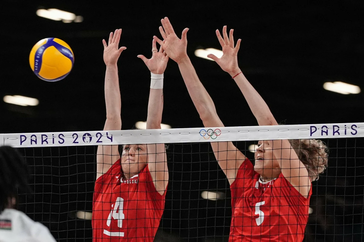Polskie siatkarki przegrały z Brazylią 0:3 (21:25, 36:38, 14:25) w swoim ostatnim meczu grupowym na igrzyskach olimpijskich w Paryżu. W ćwierćfinale Biało-Czerwone zmierzą się z Amerykankami. 