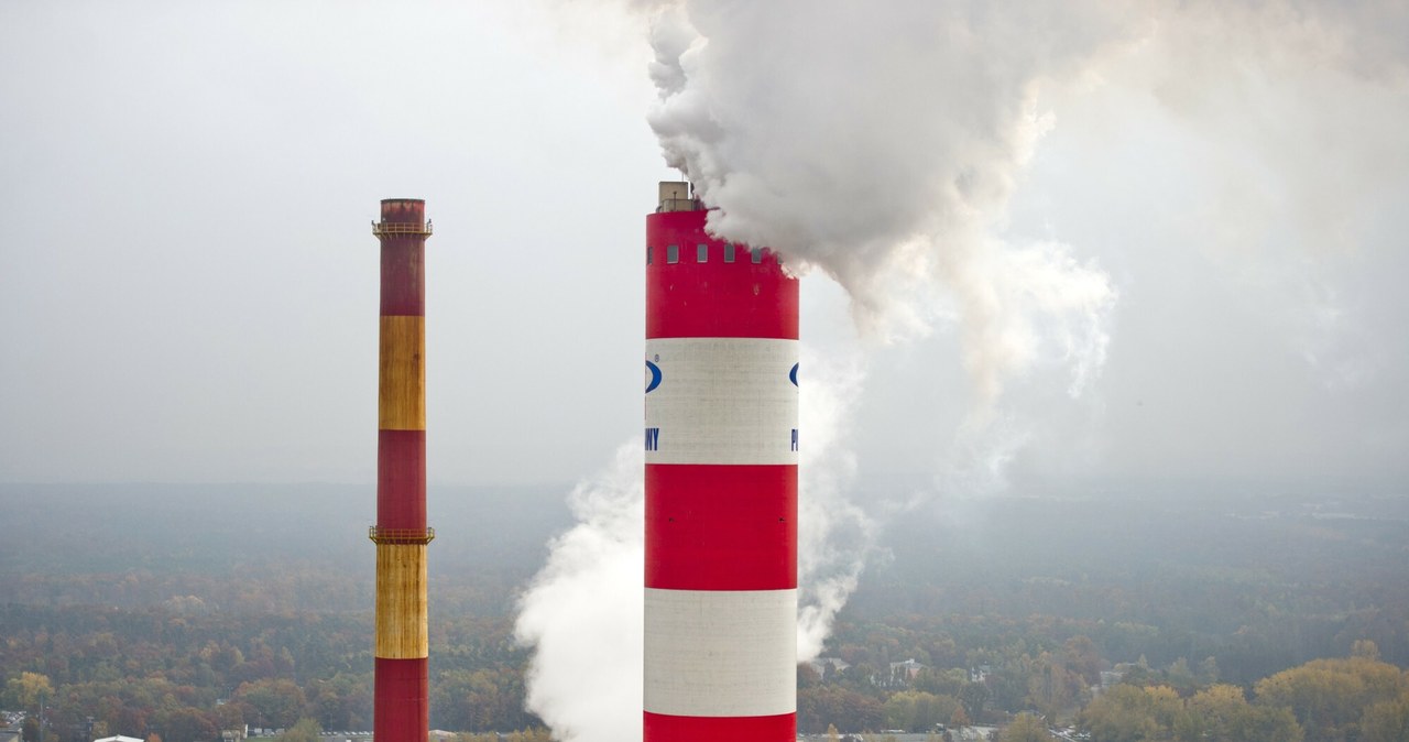 Grupa, Azoty, wciąż, przynosi, miliardowe, straty, zarząd, chce, optymalizacji, kosztowej, obszarze, wynagrodzeń, związkowcy, za Zarząd Azotów majstruje przy płacach. Związkowcy mówią o trudnych rozmowach