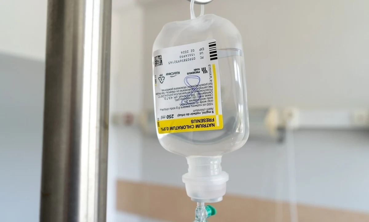 Do 2028 roku w Polsce będzie brakować 830 pediatrów, 2471 internistów i 795 chirurgów ogólnych. "Dziennik Gazeta Prawna" zauważa, że już w całym kraju placówki medyczne cierpią na braki kadrowe. Będzie tylko gorzej.