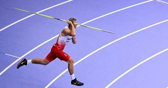 Polscy oszczepnicy nie awansowali do finału rzutu oszczepem igrzysk olimpijskich w Paryżu. W kwalifikacjach Marcin Krukowski zajął 14. miejsce, Cyprian Mrzygłód - 23., a Dawid Wegner - 26.