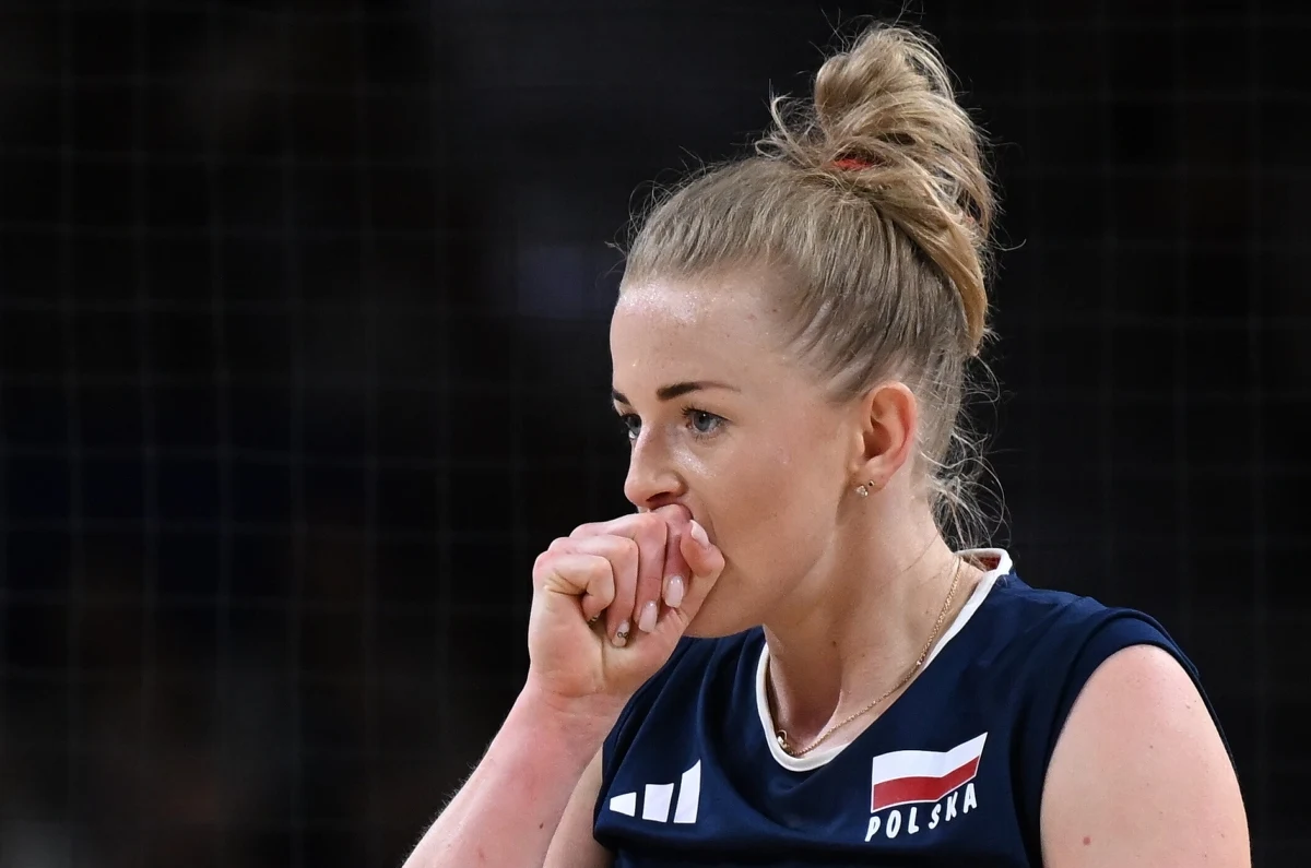 Joanna Wołosz rozstaje się z reprezentacją Polski. Znakomita siatkarka i kapitan Biało-Czerwonych ogłosiła swoją decyzję po porażce 0:3 ze Stanami Zjednoczonymi w ćwierćfinale igrzysk olimpijskich w Paryżu.
