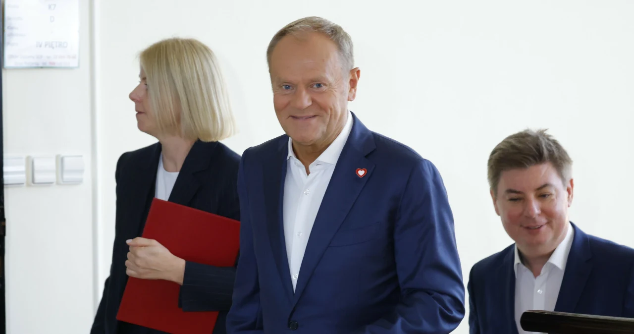 Kprm Ile osób pracuje w kancelarii premiera? Komunikat KPRM - Wydarzenia w ...