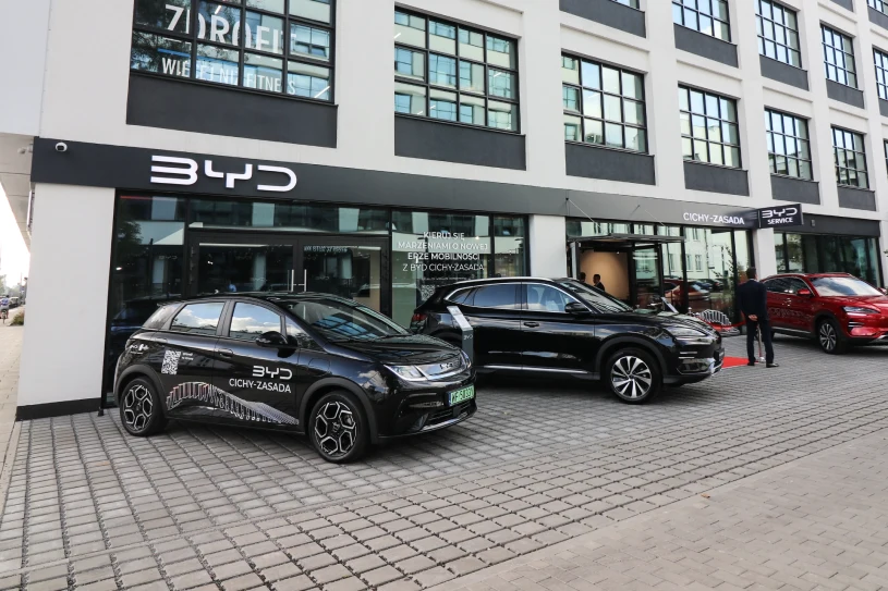 Chińskie marki przejmują europejskie salony. Dealerzy się cieszą