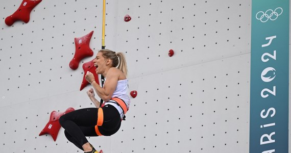 "Czułam ogromną dumę, ogromną radość. To jest taki moment, kiedy marzenia się spełniają" - powiedziała mistrzyni olimpijska we wspinaczce sportowej na czas Aleksandra Mirosław po tym, jak stanęła na najwyższym stopniu podium igrzysk w Paryżu. Brązowy medal zdobyła Aleksandra Kałucka.