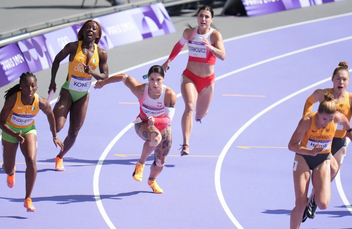 Polska sztafeta kobiet 4x100 m po dyskwalifikacji ekipy Wybrzeża Kości Słoniowej zajęła piąte, a nie szóste miejsce w biegu eliminacyjnym. To jednak nie zmieniło faktu, że nie awansowała do finału olimpijskiej rywalizacji w Paryżu.