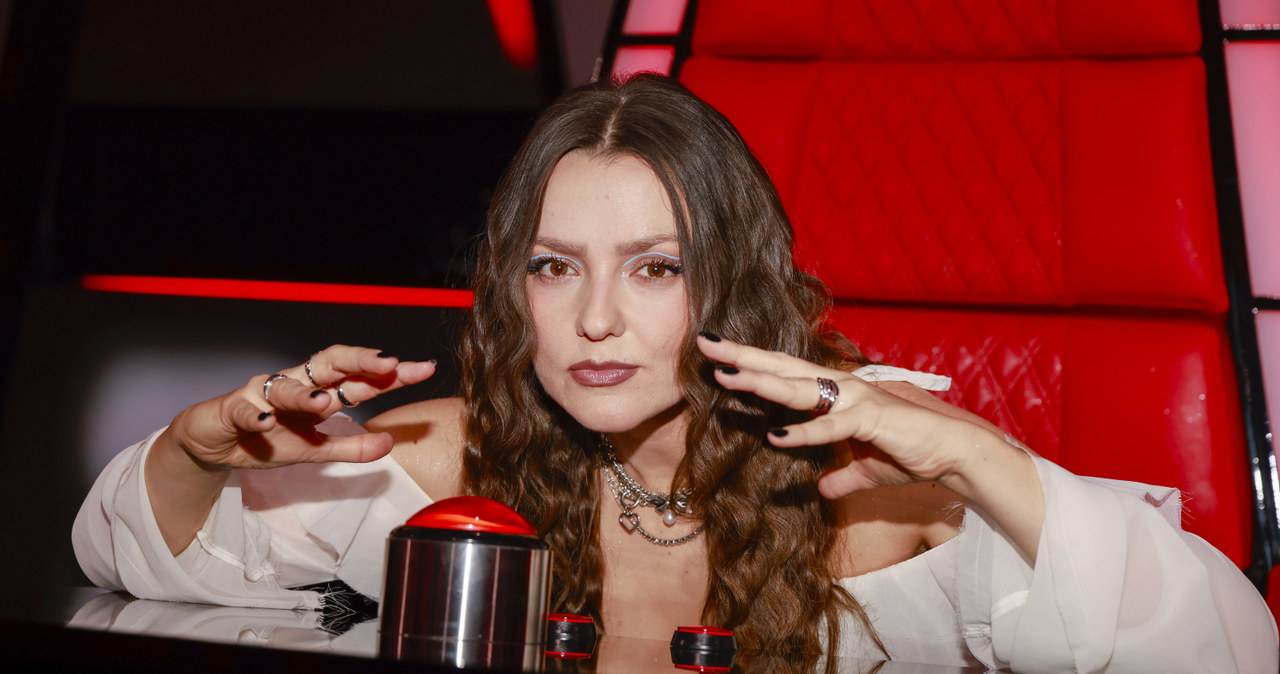 Uczestnicy programu "The Voice of Poland" już drugi tydzień z rzędu stoją na ringu. W kolejnym etapie programu, fascynujących Bitwach, wokaliści muszą się wykazać nieskazitelnym głosem, jak i wymaganym przez trenerów obyciem scenicznym. Stanowcza decyzja Lanberry podzieliła internatów i fanów muzycznego programu. 