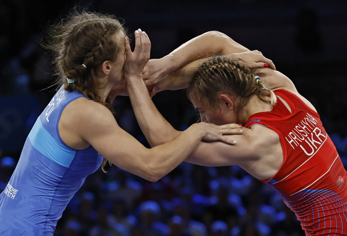 Startująca w kategorii 57 kg zapaśniczka Anhelina Łysak zakończyła udział w igrzyskach olimpijskich w Paryżu. Reprezentantka Polski przegrała z Ałyną Hruszyną Akobiją 13:16 w 1/8 finału, a Ukrainka w kolejnej fazie uległa Amerykance Helen Maroulis 4:7, co oznaczało, że wyeliminowanie Biało-Czerwonej.
