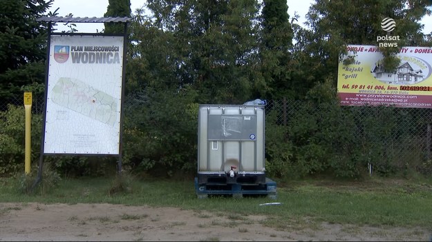 W Wodnicy pod Ustką jak na ironię brakuje... wody do picia. Ta, którą w domach mają mieszkańcy, od miesiąca skażona jest bakteriami i mikroorganizmami. Służby próbują ratować sytuację, ale na razie bezskutecznie. Dla ''Wydarzeń'' Dominika Orzeł.