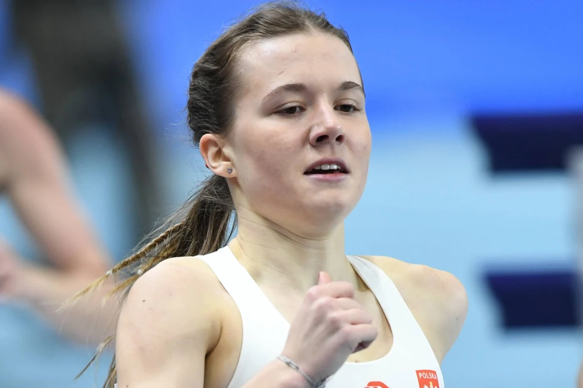 Klaudia Kazimierska awansowała do finału biegu na 1500 m w igrzyskach olimpijskich w Paryżu i w sobotę powalczy o medal. Weronika Lizakowska odpadła w półfinale, choć czasem 3.57,31 poprawiła rekord Polski. Poprzedni wynosił 3.59,22 i od 2000 roku należał do Lidii Chojeckiej.