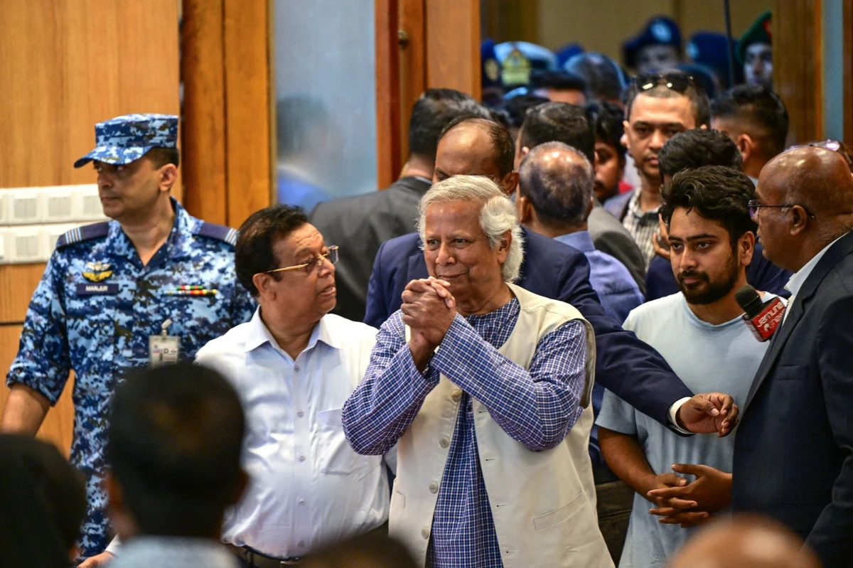 Laureat Pokojowej Nagrody Nobla Muhammad Junus został zaprzysiężony w czwartek na szefa tymczasowego rządu Bangladeszu. Pomysłodawca systemu mikropożyczek pokieruje gabinetem sformowanym po dymisji i ucieczce premier Hasiny Wazed, która rządziła krajem przez 15 lat.