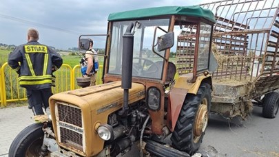 ​Bmw uderzyło w traktor. Strażacy szukają kierowcy