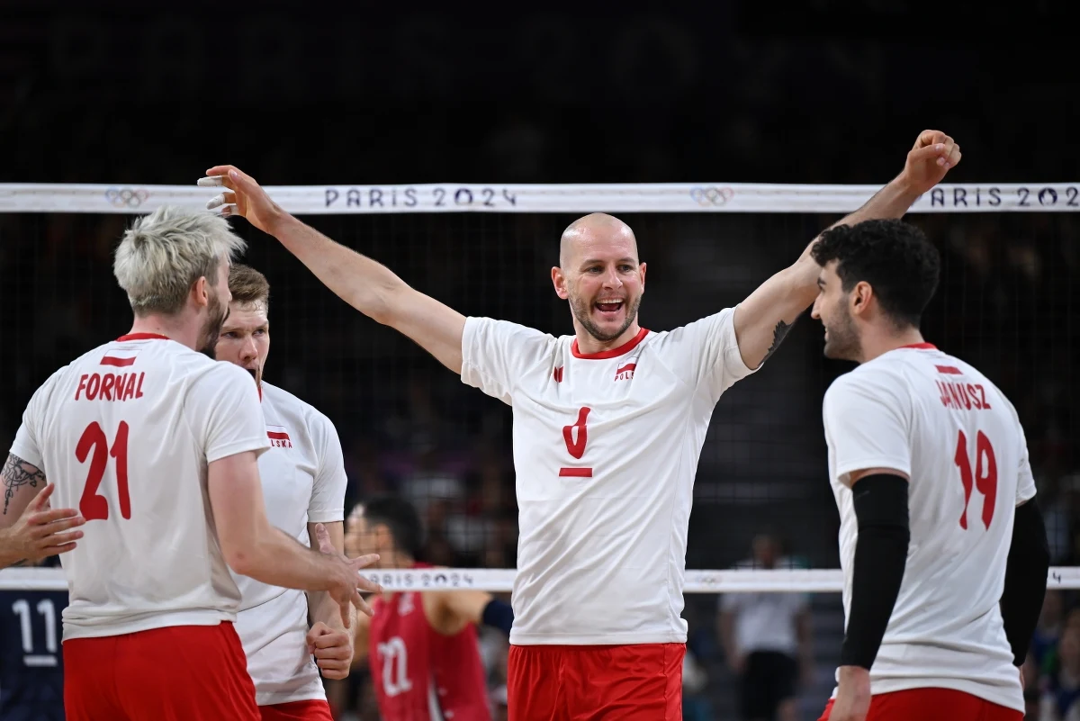 Od złotego medalu z Montrealu minęło już 48 lat. Siatkarze, którzy wtedy walczyli ze Związkiem Radzieckim w finale, cieszą się, że w końcu zostaną zastąpieni przez młode pokolenie. "Nie ważne, czy zdobędą srebro, czy złoto, oni już nie muszą niczego udowadniać" - mówi były siatkarz z kadry Huberta Wagnera, Zbigniew Lubiejewski.